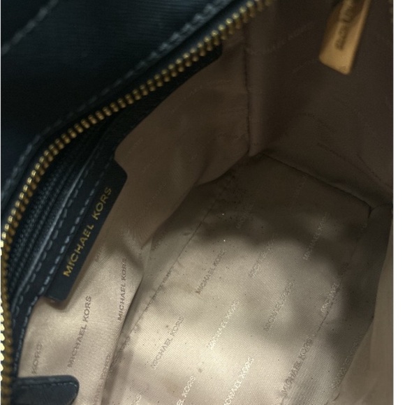 Michael Kors Messenger Selby Medium Admiral Navy Gold Leather Satchel - Picture 11 of 12